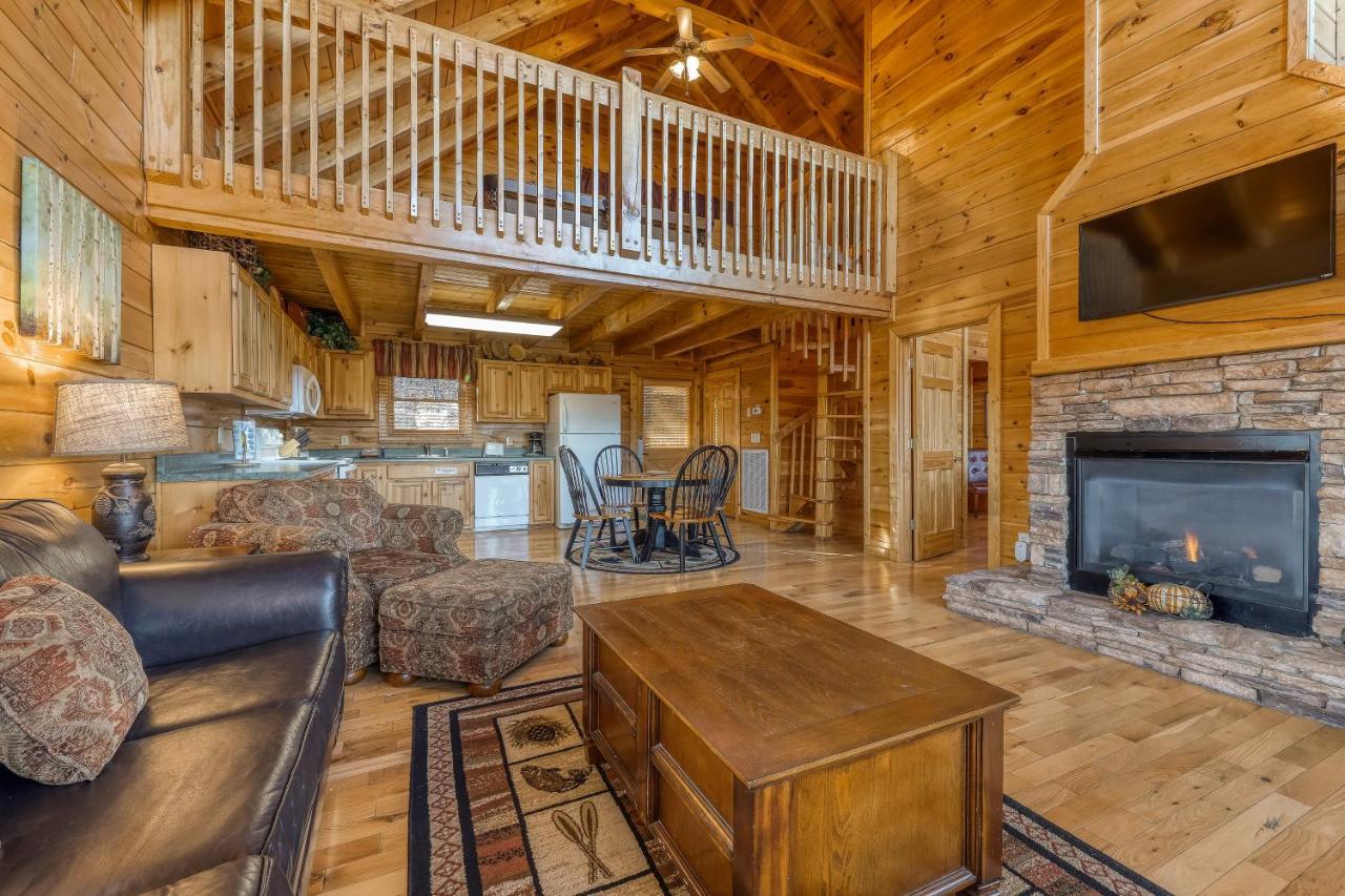 Elegant Escape Villa Pigeon Forge Luaran gambar